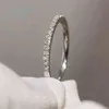 inbeaut 18k vitt guldpläterat pass diamant test runda utmärkt klipp 0 1 ct mikro d färg moissanite ring 925 siver party smycken x212b