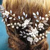 Coiffes en porcelaine fleur peigne de mariée perle ornement de cheveux de mariage diadème en cristal demoiselle d'honneur strass ornom
