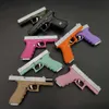 Pistolet Toys 2024 Nouvel Empire en alliage 1 3 Shell Throwing Version Keychain Model Ornement PlayerUnknowns Battlegrounds Chicken Toy T240309