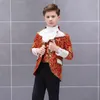 Ragazzi Retro Set di abbigliamento della corte europea Bambino Principe azzurro Spettacolo drammatico Abito completo per bambini Giacca sportiva Gilet Pantaloni Colletto Fiore Outfit 240304