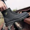 Botas Tobillo Invierno Hombre Zapatos de motocicleta Negro para 2024 Hombres casuales Stivali Werkschoenen Chaussure Homme