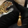 Dunxdec​​o Cushion Cover装飾的な正方形の枕カバーヴィンテージ芸術ティガープリントタッセルソフトベルベットCoussinソファ椅子の寝具21264d