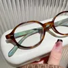 サングラスY2K楕円形のフレームメガネ女性レトロヒョウブランドシェードアイウェアコンピュータリーディング眼鏡反目の軽い目の装飾
