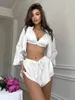 Marthaqiqi Sexy Femmes Pyjama Ensemble Débardeurs Vêtements De Nuit À Manches Longues Vêtements De Nuit Col Rabattu Chemises De Nuit Shorts Femme Nuisette Costume 240226