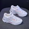 Chaussures décontractées pour femmes, filet de printemps, rayures respirantes, couleur blanche, chaussures de sport, de marche, 2024