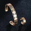 Collana orecchini set braccialetto aperto da donna anello due pezzi gioielli di moda fiore pianta di alta qualità