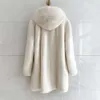 Cappotto da donna con etichetta viola in velluto con etichetta viola, lunghezza media, classico cappotto in erba bianco perla 237098