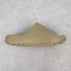 Sandálias de designer Homens Mulher Slider Espuma Chinelos Vermillion Mineral Azul Onyx Pure Sandálias Ocre Bone Resin Clog Desert Ararat Runr Outdoor Shoes Tamanho 35-46 com caixa