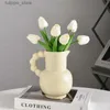 Vases Pot à lait en céramique Vase avec poignée pour fleur blanc pichet Vase pour salon décor étagère décor cadeaux de mariage cuisine L240309