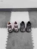 Popularny projektant buty maluchów w kształcie niedźwiedzia Baby Princess Buty Rozmiar 21-25 Dzieci Prewalk Box Opakowanie Dziewczyny First Walkers 24MAR