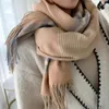 Mäns västar 2024 Höst- och vinterlånga halsduk kvinnlig student julimitation Cashmere College mångsidig rutig sjal