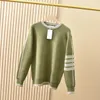 2Designers pullover maglione uomo donna moda uomo donna tenere al caldo maglia autunno inverno nero snitwear vestiti a maniche lunghe top biancheria intima calda cardigan A25