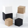 20/50の大規模な正方形の牛皮ギフトボックス黒と白の茶色の折りたたみ包装紙ボックス花嫁誕生日パーティー推奨紙箱240309