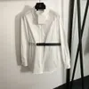Vinatge 2024 chaqueta de mujer con botones de manga larga y cinturón con cuello de solapa blanca, chaquetas de gama alta de diseñador 309