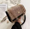 Högkvalitativ fashionabla kvinnors handväska Ny kedja Crossbody Multi -fack Square Bag Style Ryggsäck 021