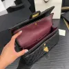 Borsa a tracolla a catena classica di design francese 2.55 Borse a tracolla con patta moda donna di alta qualità Borsa a tracolla doppia lettera in pelle di lusso da donna Borsa sotto le ascelle 25