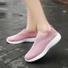 Zapatos informales a la moda para mujer, zapatillas planas para correr, transpirables, ligeras, para exteriores, para caminar, primavera, alta calidad