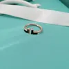 2024 Sier Love Herren Hochzeitspaar Modemarke Schmuck Nicht allergischer Frau Ring mit Geschenkbox