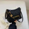 Factory Direct Store Xiaoxiang Fengshui Bucket Bag For Womens 2024 Ny mode mångsidig underarm Lingge Högklass One Shoulder Crossbody