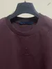 24SS Europe Мужские футболки дизайнерские футболки Летняя футболка с буквенным принтом на груди мужчины и женщины с коротким рукавом Футболка Street Casual Oversize Хлопковые фиолетовые футболки