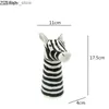 Vaser Creative Ceramic Vase Black and White Zebra Simulation Animal Statue Flower Arrangement Hästhantverk Ornament Hemdekoration L240309