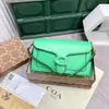 Lüks Tasarımcı Çanta Kadın Çanta Omuz Çantaları C-ailesi moda Yeni Clamshell Vintage Tote Çanta Klasik Klasik Çok Yönlü Crossbody Bag% 90 Fabrika Sıcak Satışları