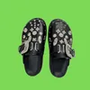 Slipare sommarkvinnor tofflor Platform Punk Rock Leather Mules Creative Metal Fittings Casual Party Shoes Female Outdoor Slides T1907532