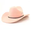 Berets Men's Cowboy Hat Caps för män Cowgirl Country Golf Accessories Jazz Panama Luxury Fedora Elegant Women's