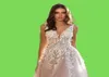 優雅なVネックビーチウェディングドレスバックレス3DフローラルアップリケドレースブライダルガウンTULLE VESTIDO DE NOVIA PLUS SIZE4560220