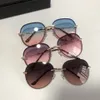 Trending Diamond Sunglasses Feminino Imitação Gradiente Cor UV400 Mulheres 220221299h