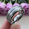 Bague en carbure de tungstène 8mm pour femmes homme tuyau coupé bords biseautés centre rainuré finition brossée bijoux Couple cadeau fiançailles 240307