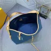 Bolso de diseñador de lujo Bolso de compras para mujer con correa ancha para el hombro Bolso Mariposa Frenulum Bolsos de gran capacidad versátiles de un solo hombro 46855