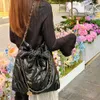 Boutique en ligne Automne et hiver Nouveau sac Petit sac à chaîne Lingge à vent parfumé Polyvalent Grande capacité Fourre-tout Trajet Poubelle Femmes