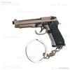 Gun Toys 2024 Mini porte-clés en métal pendentif 1/4 créatif 92f petit pistolet porte-clés anneau sac à bandoulière accessoires pendentif cadeau nouvel an cadeau T240309