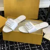 2024SS Designermerk F Slippers met doos Luxe sandalen Heren- en damesschoenen Kussens Comfortabel Koper Zwart Roze Zomermode Glijbaan Strandslippers