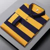 Brand Berk Long Manches Polo Men Vêtements à rayures Striped Tops Lapel Clothing Fashion Broidered Mens Golf Wear 240229