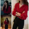 Kadın bluzları kpop Kore dramaları moda gevşek kırmızı ofis gömlek kadın yaz yaka uzun kolu tek göğüslü zarif kadın üstleri