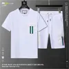 디자이너 남자 티셔츠 세트 여름 티셔츠 반바지 2 피스 세트 흰색 스포츠웨어 3D 편지 레트로 스트리트 의류 창조적 인 패턴 남성 캐주얼 세트 반바지
