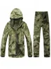 Uomini caldi di vendita esercito tattico militare tuta sportiva all'aperto caccia campeggio arrampicata impermeabile antivento TAD pelle giacca + pantaloni T1909194025398