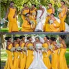 2021 Denizkızı Sarı Nedime Elbiseleri Afrika Yaz Bahçesi Kırsal Düğün Partisi Onur Gowns Hizmetçisi Plus Boyut Özel Made326H