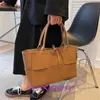 Donna Bottgss Ventss Arco Totes Borse a tracolla primavera maglia nuova borsa da donna ad alta capacità tote grande borsa a reticolo moda singola Have Real Logo