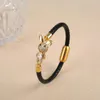 Pulseras con dijes Diseño lindo Cubic Zirconia Pulsera para mujer para mujer Cadena de cuero trenzado Joyería de acero inoxidable Regalo de amistad