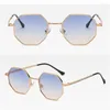 Óculos de sol Vintage Shades Proteção UV para homens/mulheres Metal Polygon Sun Glasses Square