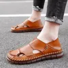 Sandaler över gränsöverskridande överdimensionerade 2024 Summer Men's Leather Handmade Baotou Non Slip Beach Shoes