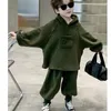 Conjuntos de roupas infantis meninos com capuz calças conjunto de duas peças casaco de pelúcia solto primavera outono moda coreana sólida ternos verdes