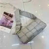 Bottgss vents kassett designer axelväskor online butik vävd väska bomullskläder ny produkt avslappnad en axel crossbody underarm med riktig logotyp