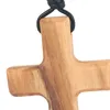 Pendentif Colliers Collier de croix en bois d'olivier créatif à la main décoratif sculpté à la main pour anniversaire Noël Saint Valentin Mariage