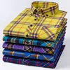 Plus maat 8xl100%katoenen schuren lange mouw shirts voor mannen slanke casual gewoon shirt zachte palid tops ontwerper elegante kleding 240229