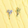Brosches Cartoon Sunflower Iris Optimerad snidad emaljstift Romantisk brosch ryggsäck Kläder LAPEL Animal smycken gåva till vänner
