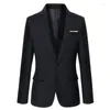 Męskie garnitury Z529-Men's Autumn Loose Lose Small Suit Korean of British Style Speisure West Jacket